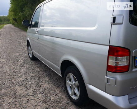 Серый Фольксваген Transporter, объемом двигателя 2 л и пробегом 440 тыс. км за 11000 $, фото 5 на Automoto.ua