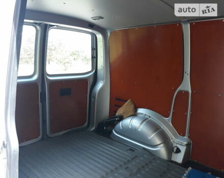 Серый Фольксваген Transporter, объемом двигателя 2 л и пробегом 440 тыс. км за 11000 $, фото 6 на Automoto.ua
