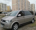 Серый Фольксваген Transporter, объемом двигателя 2 л и пробегом 237 тыс. км за 18800 $, фото 1 на Automoto.ua