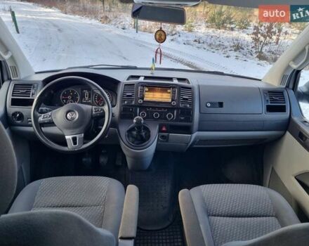Серый Фольксваген Transporter, объемом двигателя 2 л и пробегом 215 тыс. км за 14000 $, фото 31 на Automoto.ua