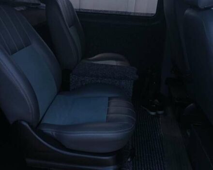 Серый Фольксваген Transporter, объемом двигателя 1.97 л и пробегом 277 тыс. км за 14000 $, фото 6 на Automoto.ua