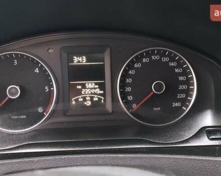 Серый Фольксваген Transporter, объемом двигателя 2 л и пробегом 235 тыс. км за 19900 $, фото 22 на Automoto.ua