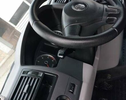 Серый Фольксваген Transporter, объемом двигателя 2 л и пробегом 235 тыс. км за 19900 $, фото 21 на Automoto.ua