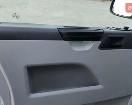 Серый Фольксваген Transporter, объемом двигателя 2 л и пробегом 235 тыс. км за 19900 $, фото 18 на Automoto.ua