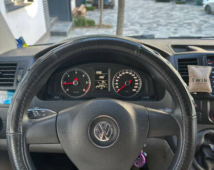 Серый Фольксваген Transporter, объемом двигателя 1.97 л и пробегом 214 тыс. км за 23000 $, фото 8 на Automoto.ua