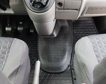 Серый Фольксваген Transporter, объемом двигателя 2 л и пробегом 235 тыс. км за 19900 $, фото 32 на Automoto.ua