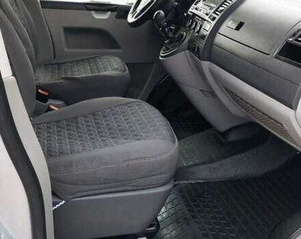 Серый Фольксваген Transporter, объемом двигателя 2 л и пробегом 235 тыс. км за 19900 $, фото 28 на Automoto.ua