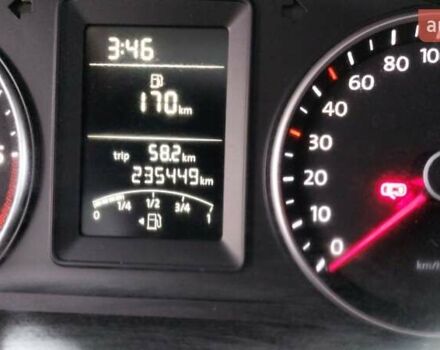 Серый Фольксваген Transporter, объемом двигателя 2 л и пробегом 235 тыс. км за 19900 $, фото 40 на Automoto.ua