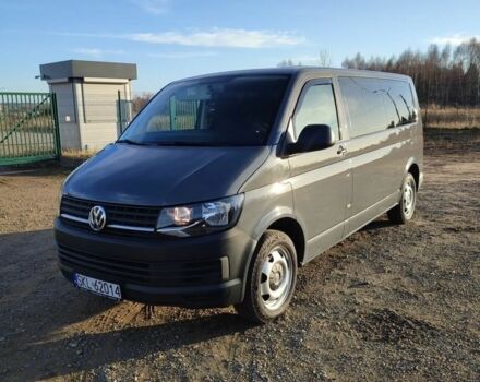 Серый Фольксваген Transporter, объемом двигателя 2 л и пробегом 162 тыс. км за 10000 $, фото 5 на Automoto.ua