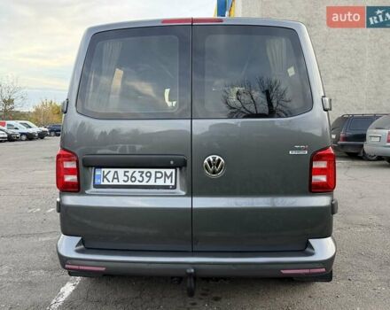 Серый Фольксваген Transporter, объемом двигателя 1.97 л и пробегом 229 тыс. км за 22800 $, фото 4 на Automoto.ua