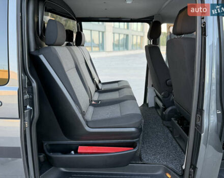 Серый Фольксваген Transporter, объемом двигателя 2 л и пробегом 299 тыс. км за 25000 $, фото 12 на Automoto.ua