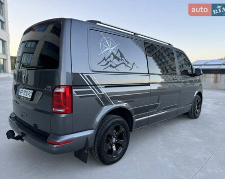 Серый Фольксваген Transporter, объемом двигателя 2 л и пробегом 299 тыс. км за 25000 $, фото 7 на Automoto.ua