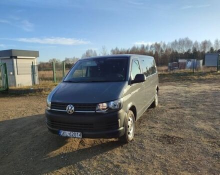 Серый Фольксваген Transporter, объемом двигателя 2 л и пробегом 162 тыс. км за 10000 $, фото 2 на Automoto.ua