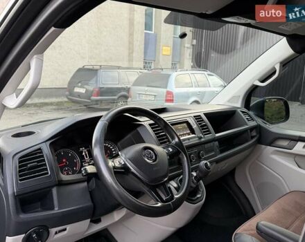 Серый Фольксваген Transporter, объемом двигателя 1.97 л и пробегом 229 тыс. км за 22800 $, фото 11 на Automoto.ua