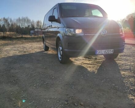 Серый Фольксваген Transporter, объемом двигателя 2 л и пробегом 162 тыс. км за 10000 $, фото 1 на Automoto.ua