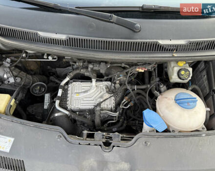 Сірий Фольксваген Transporter, об'ємом двигуна 2 л та пробігом 191 тис. км за 20800 $, фото 13 на Automoto.ua