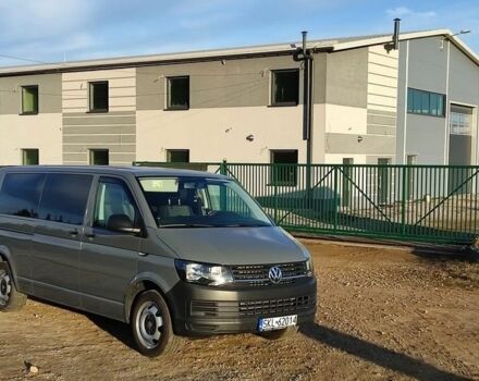 Серый Фольксваген Transporter, объемом двигателя 2 л и пробегом 162 тыс. км за 10000 $, фото 4 на Automoto.ua