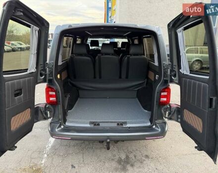 Серый Фольксваген Transporter, объемом двигателя 1.97 л и пробегом 229 тыс. км за 22800 $, фото 24 на Automoto.ua