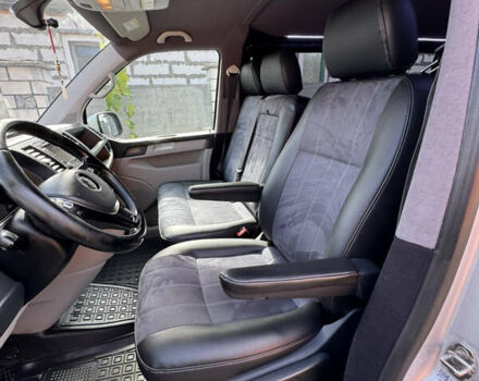 Серый Фольксваген Transporter, объемом двигателя 2 л и пробегом 172 тыс. км за 28000 $, фото 32 на Automoto.ua