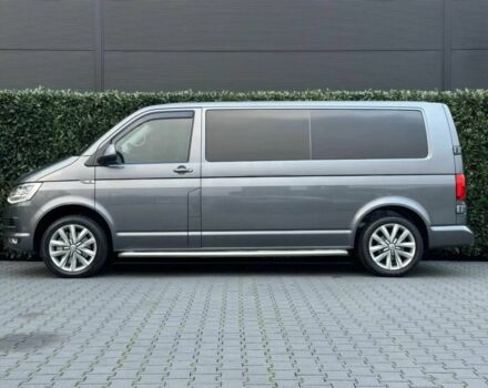 Серый Фольксваген Transporter, объемом двигателя 2 л и пробегом 56 тыс. км за 12900 $, фото 2 на Automoto.ua