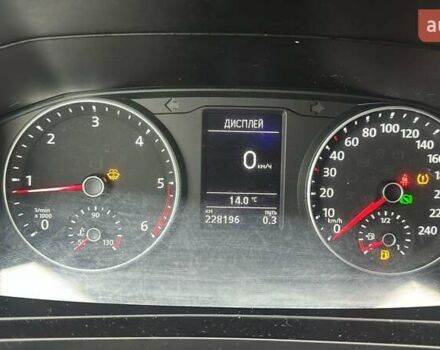 Серый Фольксваген Transporter, объемом двигателя 2 л и пробегом 228 тыс. км за 24300 $, фото 8 на Automoto.ua