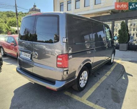Серый Фольксваген Transporter, объемом двигателя 1.97 л и пробегом 219 тыс. км за 22200 $, фото 2 на Automoto.ua
