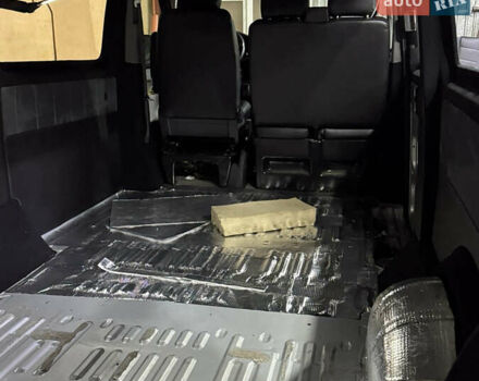 Серый Фольксваген Transporter, объемом двигателя 2 л и пробегом 172 тыс. км за 28000 $, фото 65 на Automoto.ua