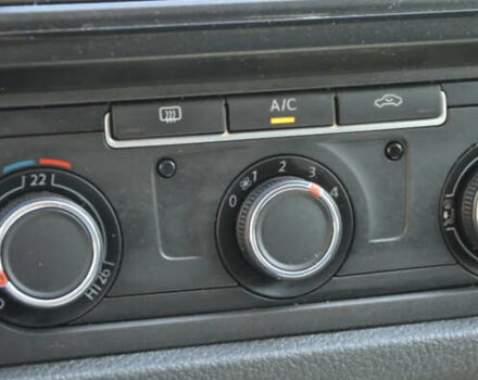 Серый Фольксваген Transporter, объемом двигателя 1.97 л и пробегом 219 тыс. км за 22200 $, фото 16 на Automoto.ua