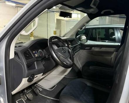 Сірий Фольксваген Transporter, об'ємом двигуна 2 л та пробігом 216 тис. км за 20800 $, фото 15 на Automoto.ua