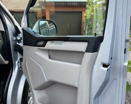 Серый Фольксваген Transporter, объемом двигателя 2 л и пробегом 172 тыс. км за 28000 $, фото 34 на Automoto.ua