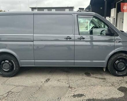 Серый Фольксваген Transporter, объемом двигателя 2 л и пробегом 228 тыс. км за 24300 $, фото 6 на Automoto.ua