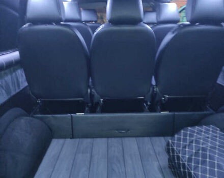 Серый Фольксваген Transporter, объемом двигателя 2 л и пробегом 172 тыс. км за 28000 $, фото 48 на Automoto.ua