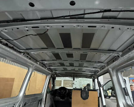 Серый Фольксваген Transporter, объемом двигателя 2 л и пробегом 172 тыс. км за 28000 $, фото 54 на Automoto.ua