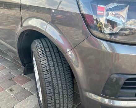 Серый Фольксваген Transporter, объемом двигателя 2 л и пробегом 208 тыс. км за 27900 $, фото 5 на Automoto.ua