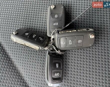 Серый Фольксваген Transporter, объемом двигателя 2 л и пробегом 185 тыс. км за 24999 $, фото 27 на Automoto.ua