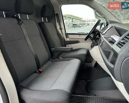 Сірий Фольксваген Transporter, об'ємом двигуна 2 л та пробігом 174 тис. км за 22700 $, фото 20 на Automoto.ua