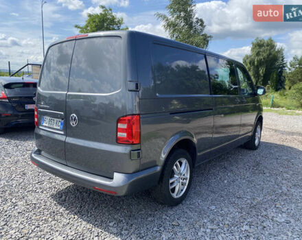 Серый Фольксваген Transporter, объемом двигателя 2 л и пробегом 223 тыс. км за 24500 $, фото 6 на Automoto.ua