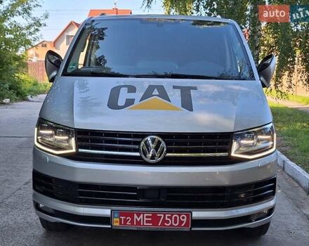 Серый Фольксваген Transporter, объемом двигателя 2 л и пробегом 240 тыс. км за 24900 $, фото 23 на Automoto.ua