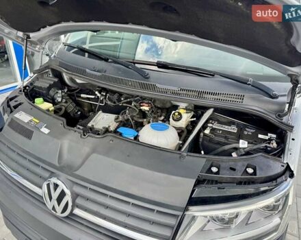 Серый Фольксваген Transporter, объемом двигателя 2 л и пробегом 185 тыс. км за 24999 $, фото 30 на Automoto.ua