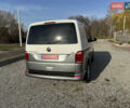 Серый Фольксваген Transporter, объемом двигателя 2 л и пробегом 263 тыс. км за 21800 $, фото 29 на Automoto.ua