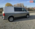 Серый Фольксваген Transporter, объемом двигателя 2 л и пробегом 263 тыс. км за 21800 $, фото 22 на Automoto.ua