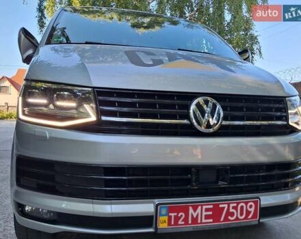 Серый Фольксваген Transporter, объемом двигателя 2 л и пробегом 240 тыс. км за 24900 $, фото 26 на Automoto.ua