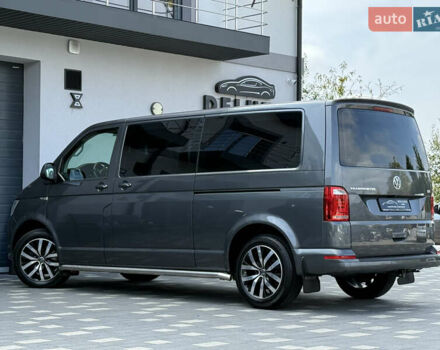 Серый Фольксваген Transporter, объемом двигателя 2 л и пробегом 270 тыс. км за 31900 $, фото 32 на Automoto.ua