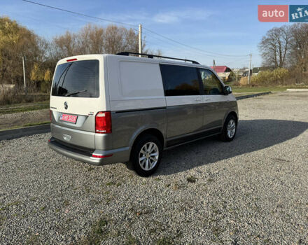 Серый Фольксваген Transporter, объемом двигателя 2 л и пробегом 263 тыс. км за 21800 $, фото 24 на Automoto.ua