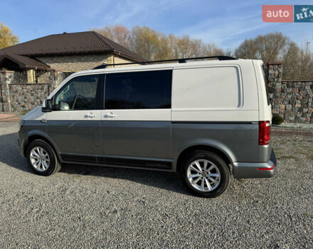Серый Фольксваген Transporter, объемом двигателя 2 л и пробегом 263 тыс. км за 21800 $, фото 37 на Automoto.ua