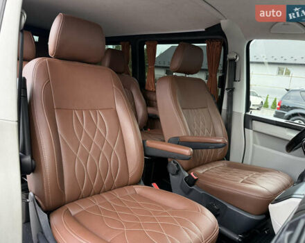 Серый Фольксваген Transporter, объемом двигателя 2 л и пробегом 270 тыс. км за 31900 $, фото 49 на Automoto.ua