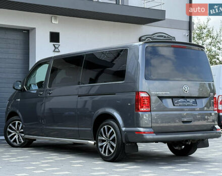 Серый Фольксваген Transporter, объемом двигателя 2 л и пробегом 270 тыс. км за 31900 $, фото 30 на Automoto.ua