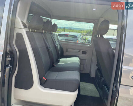 Серый Фольксваген Transporter, объемом двигателя 2 л и пробегом 223 тыс. км за 24500 $, фото 3 на Automoto.ua