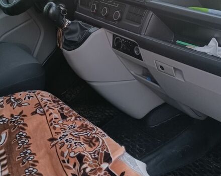 Сірий Фольксваген Transporter, об'ємом двигуна 2 л та пробігом 260 тис. км за 24000 $, фото 5 на Automoto.ua