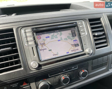 Серый Фольксваген Transporter, объемом двигателя 2 л и пробегом 223 тыс. км за 24500 $, фото 39 на Automoto.ua